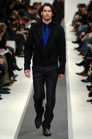 Look 16